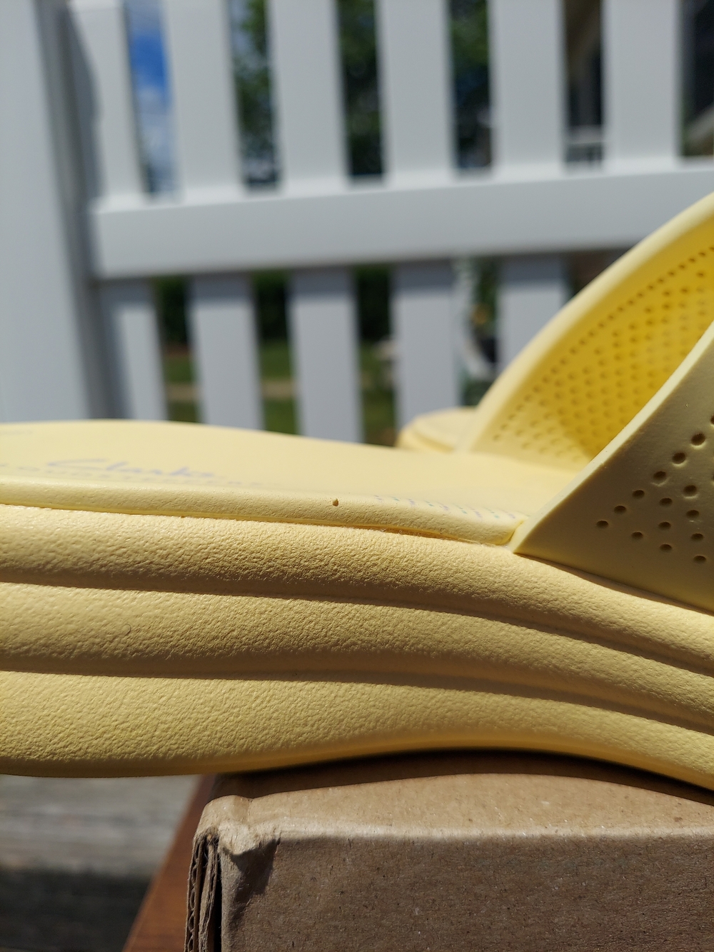Clarks Cloudsteppers Pastel Yellow Slide Sandals Women's Size 8M NWT Athleisure - Picture 7 of 12
